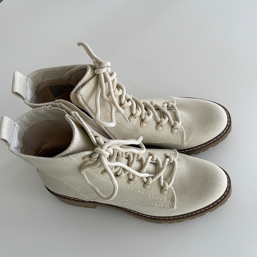 Ivory canvas combat boots size 7.5